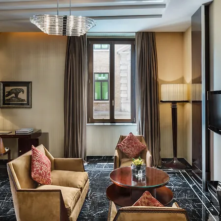 Baglioni Regina - The Leading Of The World Roma