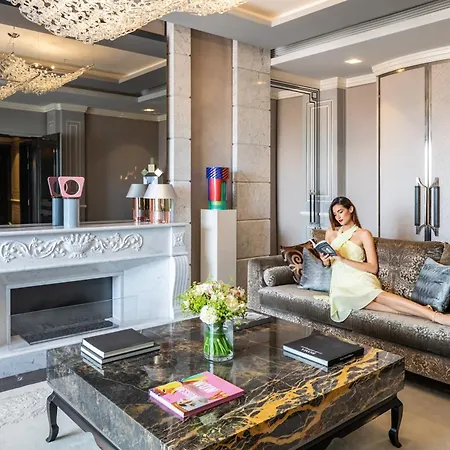 Baglioni Regina - The Leading Of The World