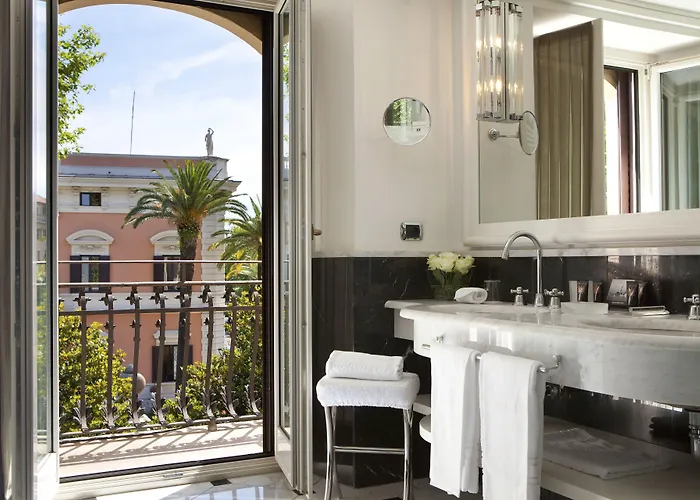 Baglioni Regina - The Leading Of The World 5*